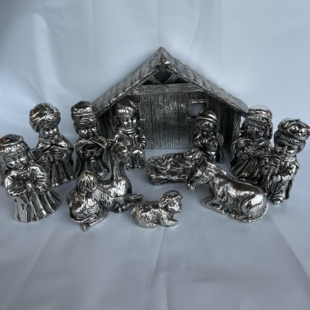 Towle Silversmiths Mini Nativity Scene Christmas Novelty 12 Pieces